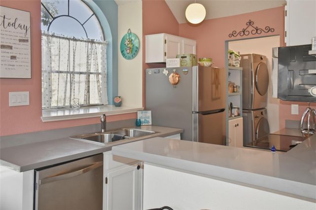 2300 Old Spanish Trail 2120, Houston, TX 77054