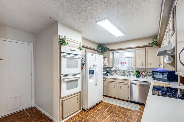 11439 Sageking Drive, Houston, TX 77089