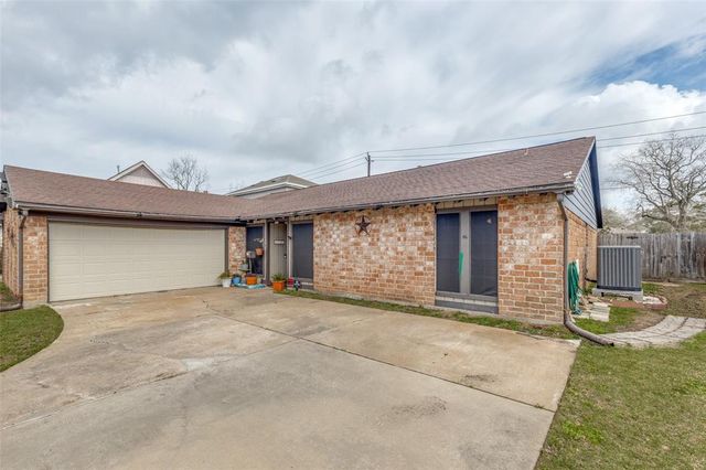 11439 Sageking Drive, Houston, TX 77089