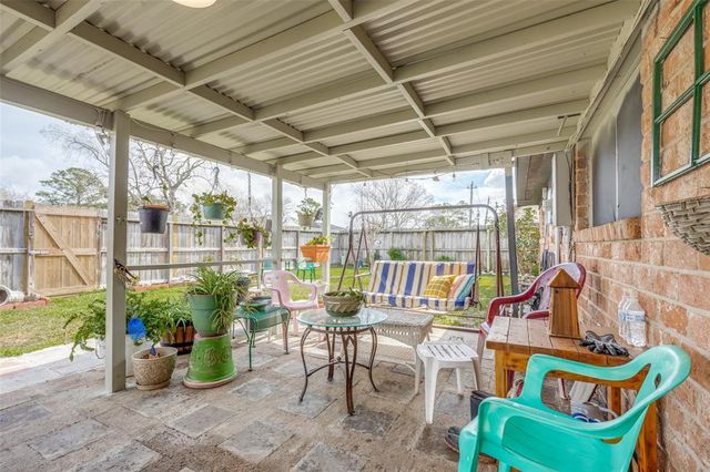 11439 Sageking Drive, Houston, TX 77089