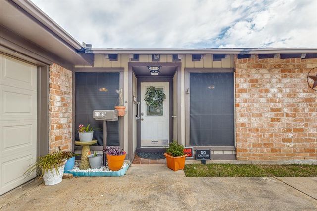 11439 Sageking Drive, Houston, TX 77089