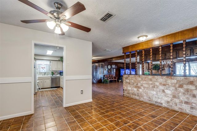 11439 Sageking Drive, Houston, TX 77089