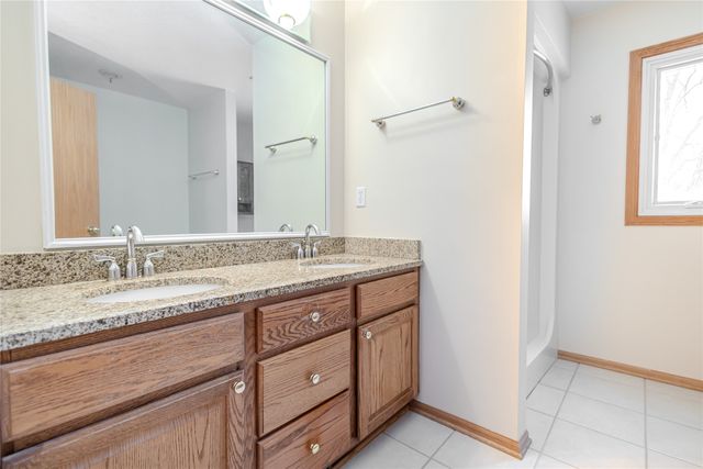 440 Morning Dove Boulevard, Pleasant Hill, IA 50327