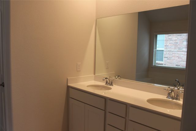 5010 Flanagan Drive, Forney, TX 75126