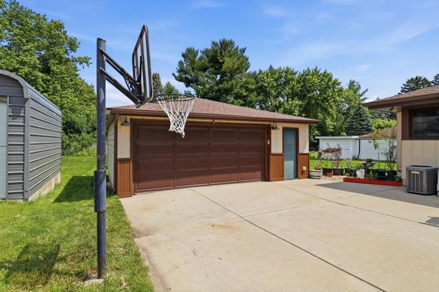236 4 Mile ROAD, Racine, WI 53402