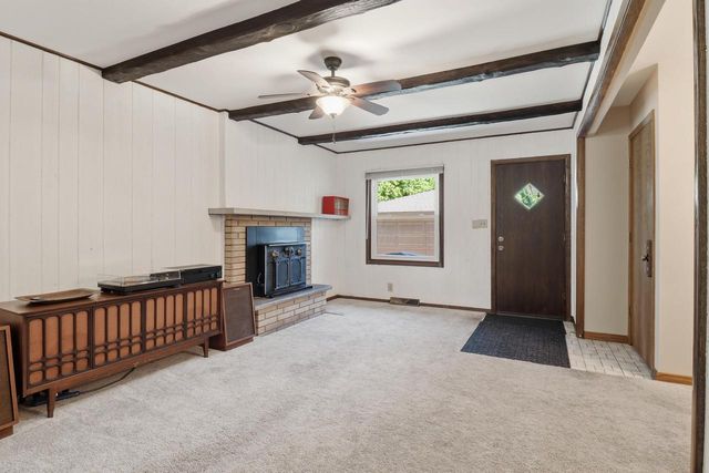 236 4 Mile ROAD, Racine, WI 53402