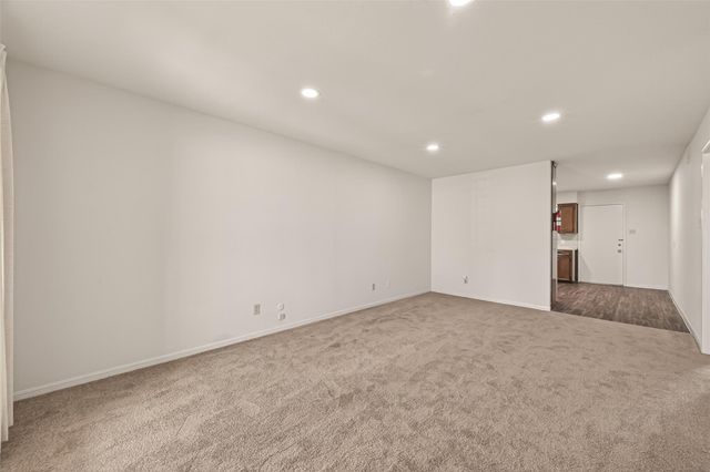 9641 Hollock Street 4, Houston, TX 77075