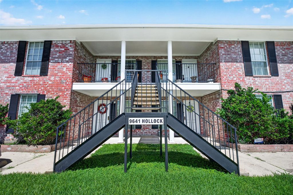 9641 Hollock Street 4, Houston, TX 77075
