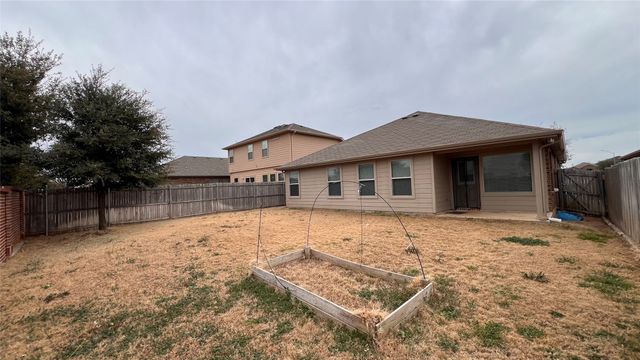 8333 Flythe Mill Road, Fort Worth, TX 76120