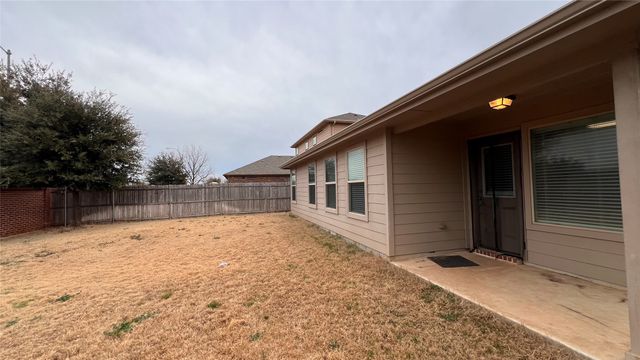 8333 Flythe Mill Road, Fort Worth, TX 76120