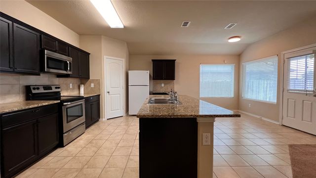 8333 Flythe Mill Road, Fort Worth, TX 76120