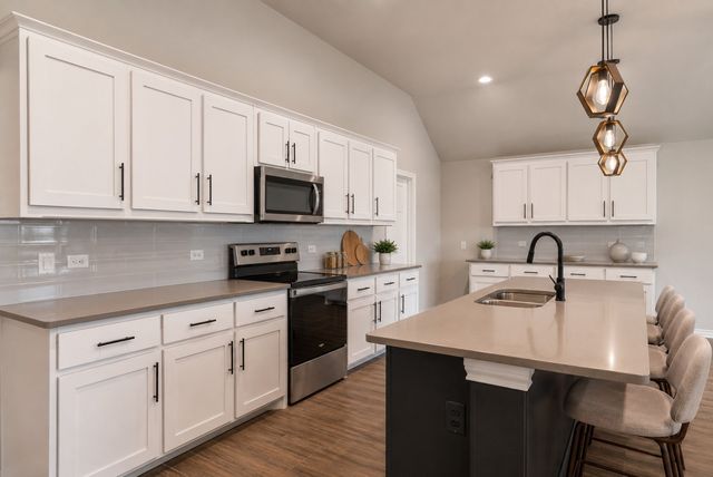 706 Presidio Street, Aubrey, TX 76227