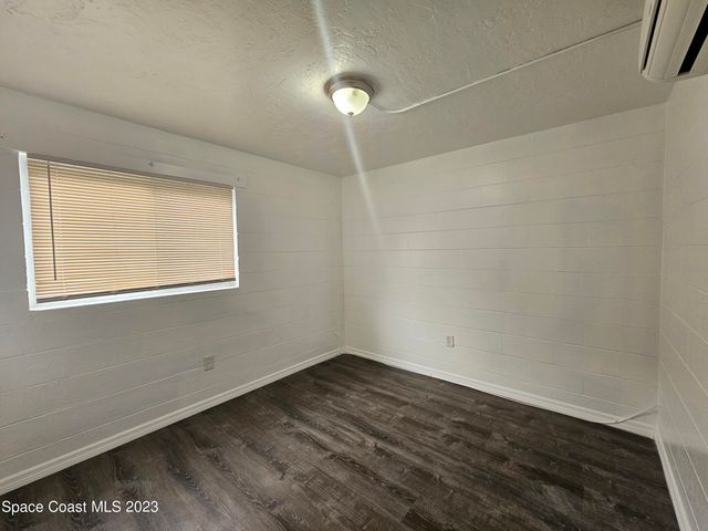 1404 S Deleon Avenue, Titusville, FL 32780