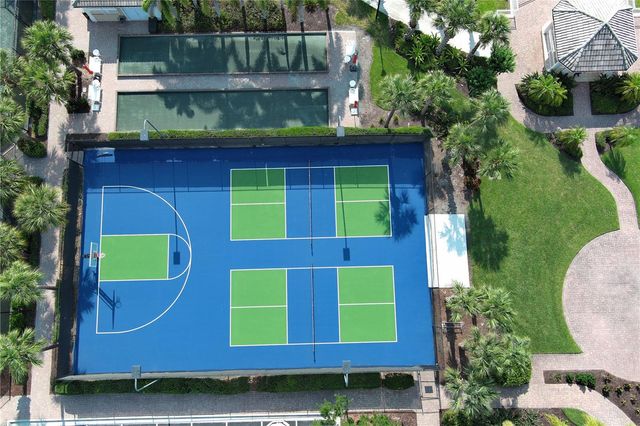 2121 BURGOS DRIVE, Sarasota, FL 34238