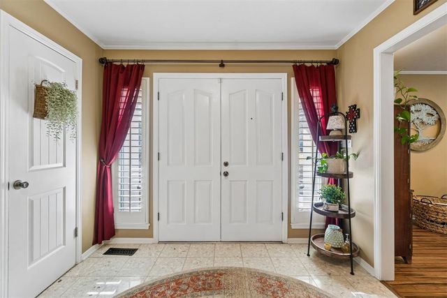 5905 S Burnham Place, Oklahoma City, OK 73132