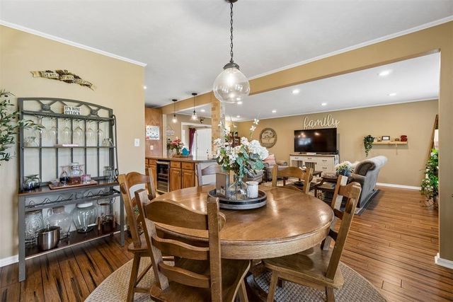 5905 S Burnham Place, Oklahoma City, OK 73132