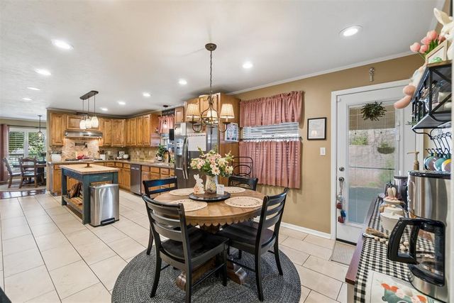 5905 S Burnham Place, Oklahoma City, OK 73132