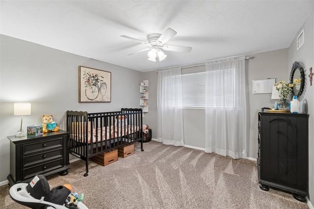 5905 S Burnham Place, Oklahoma City, OK 73132