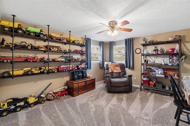 5905 S Burnham Place, Oklahoma City, OK 73132