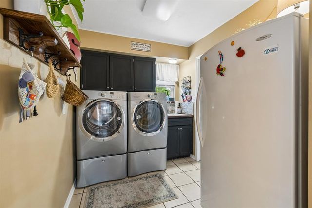 5905 S Burnham Place, Oklahoma City, OK 73132