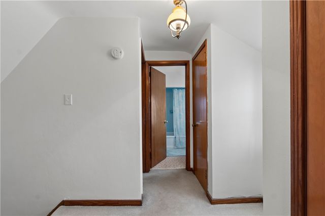 102 Long Rd, Penn Hills, PA 15235