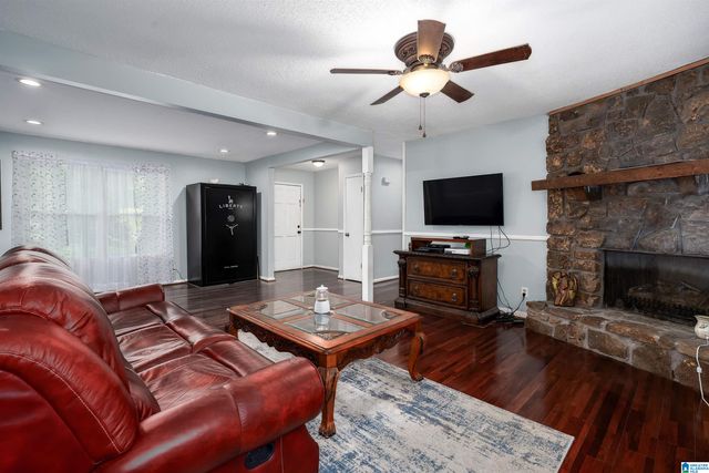 500 2ND TERRACE, Pleasant Grove, AL 35127