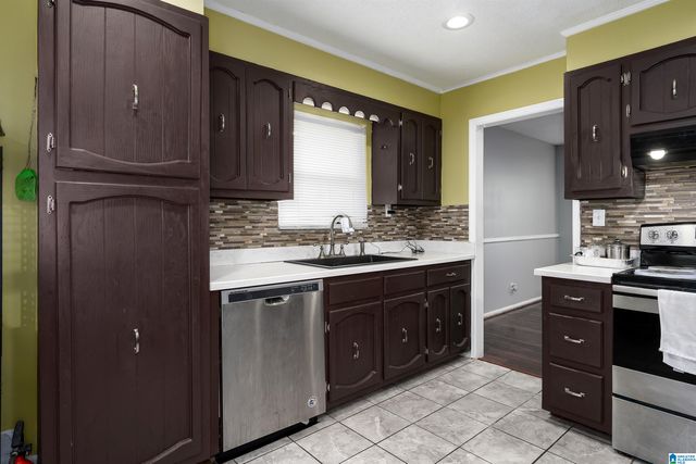 500 2ND TERRACE, Pleasant Grove, AL 35127