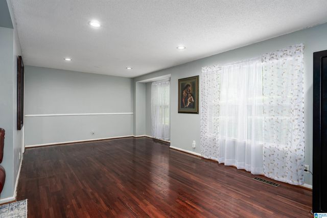 500 2ND TERRACE, Pleasant Grove, AL 35127