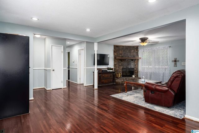 500 2ND TERRACE, Pleasant Grove, AL 35127
