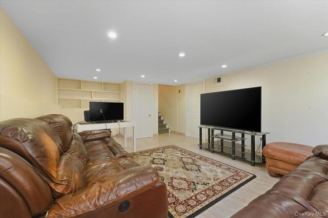 504 Cedarwood Drive, Cedarhurst, NY 11516