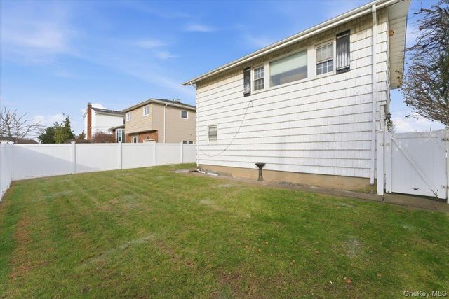 504 Cedarwood Drive, Cedarhurst, NY 11516