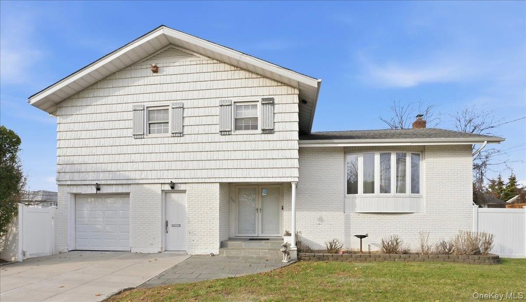 504 Cedarwood Drive, Cedarhurst, NY 11516