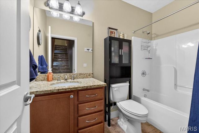 2108 Tuscany Ridge Court, Maryville, IL 62062