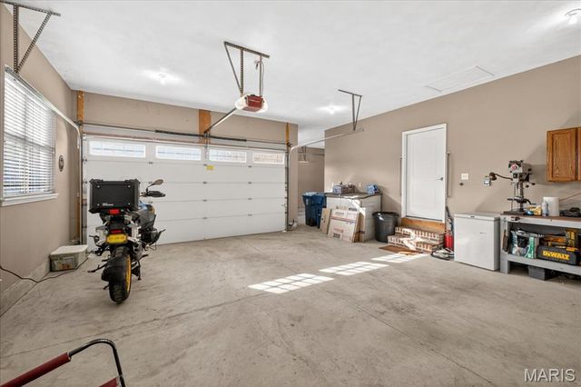 2108 Tuscany Ridge Court, Maryville, IL 62062