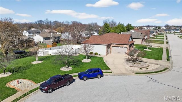2108 Tuscany Ridge Court, Maryville, IL 62062
