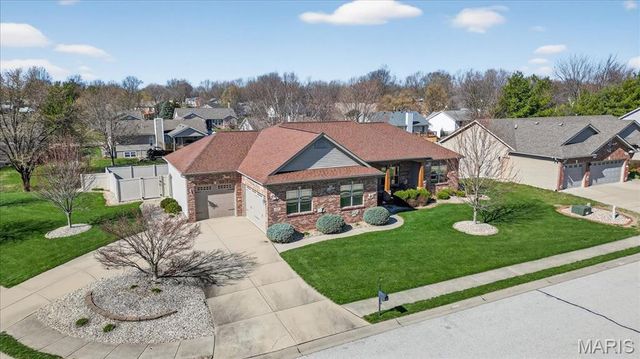 2108 Tuscany Ridge Court, Maryville, IL 62062