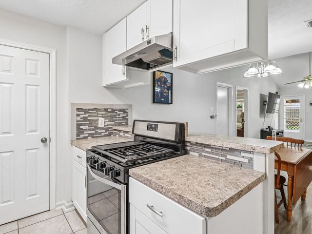 5110 Geneva Drive, Friendswood, TX 77546