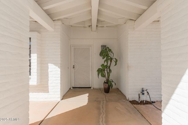 7214 W COLUMBINE Drive, Peoria, AZ 85381