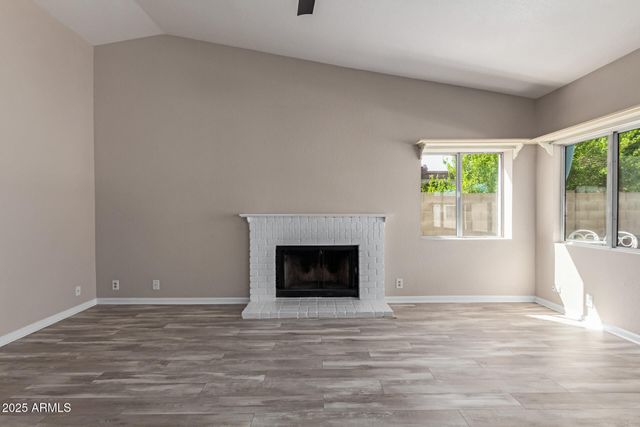 7214 W COLUMBINE Drive, Peoria, AZ 85381