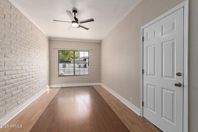 7214 W COLUMBINE Drive, Peoria, AZ 85381