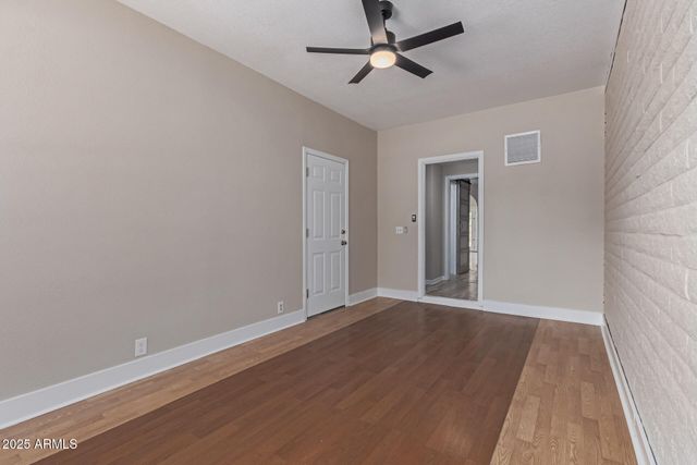 7214 W COLUMBINE Drive, Peoria, AZ 85381