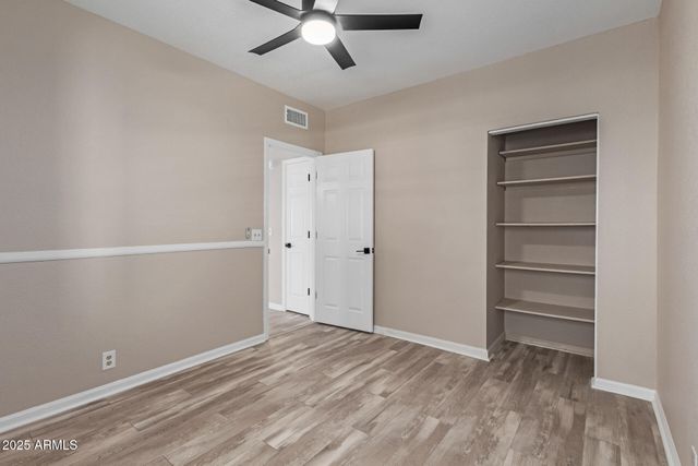 7214 W COLUMBINE Drive, Peoria, AZ 85381