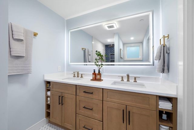 555 Somerville Ave 1, Somerville, MA 02143