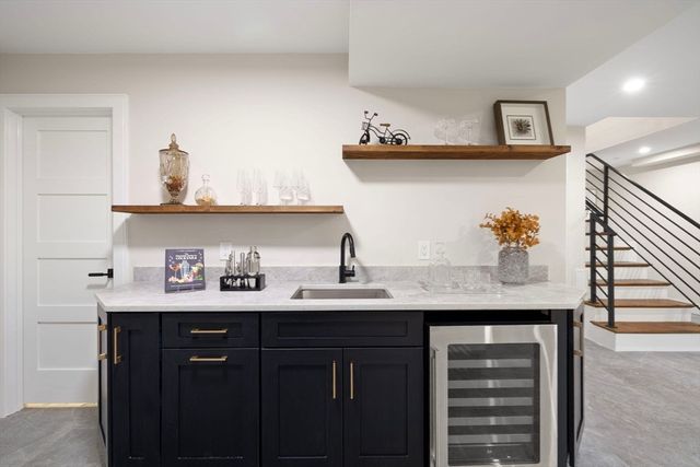 555 Somerville Ave 1, Somerville, MA 02143