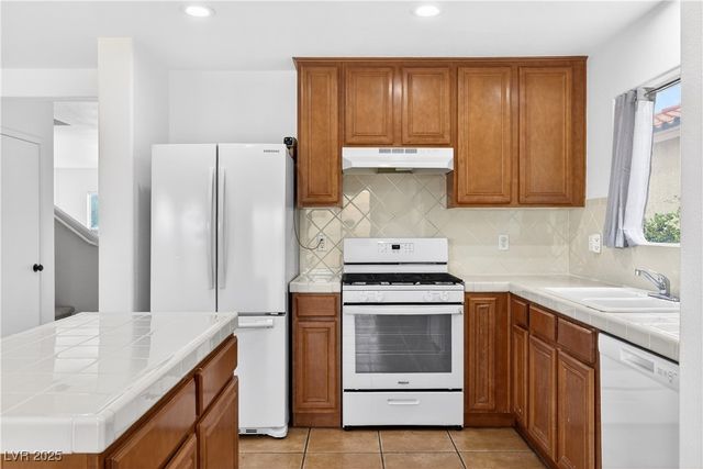 6374 Cactus Dahlia Street, Las Vegas, NV 89141