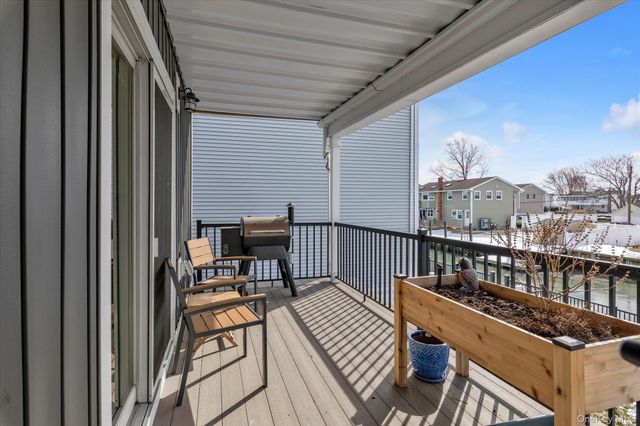 3894 Sands Lane, Seaford, NY 11783