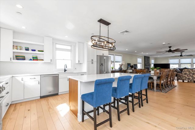 3894 Sands Lane, Seaford, NY 11783