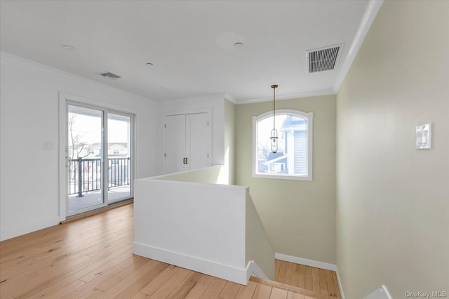 3894 Sands Lane, Seaford, NY 11783