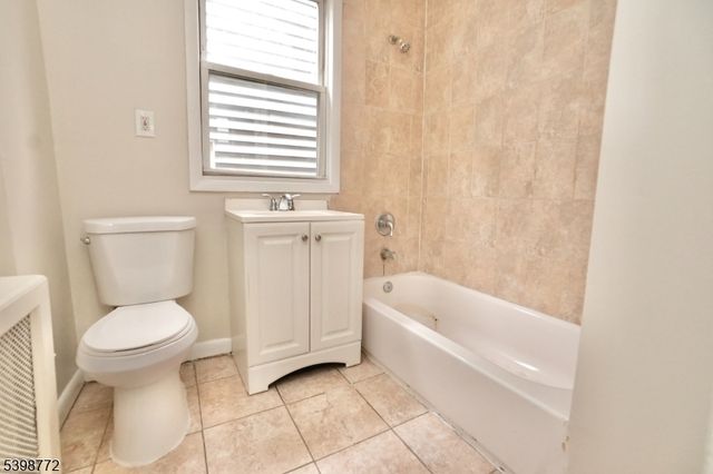 78 Eaton Pl, East Orange City, NJ 07017