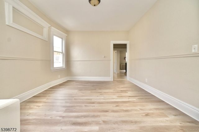 78 Eaton Pl, East Orange City, NJ 07017